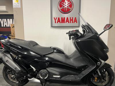 Yamaha T-Max 530 DX (2017 - 19) usata