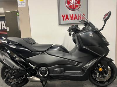 Yamaha T-Max 560 (2022 - 24) usata