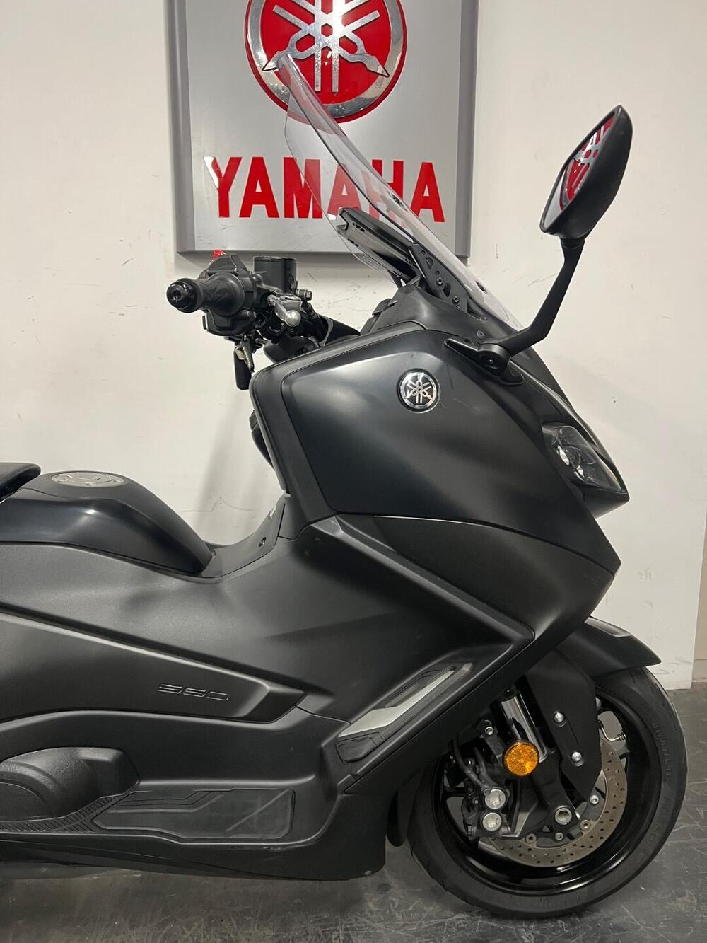 Yamaha T-Max 560 (2022 - 24) (6)