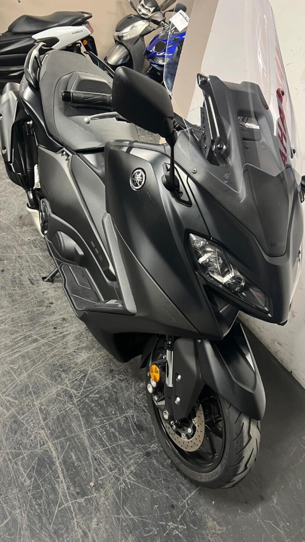 Yamaha T-Max 560 (2022 - 24) (10)