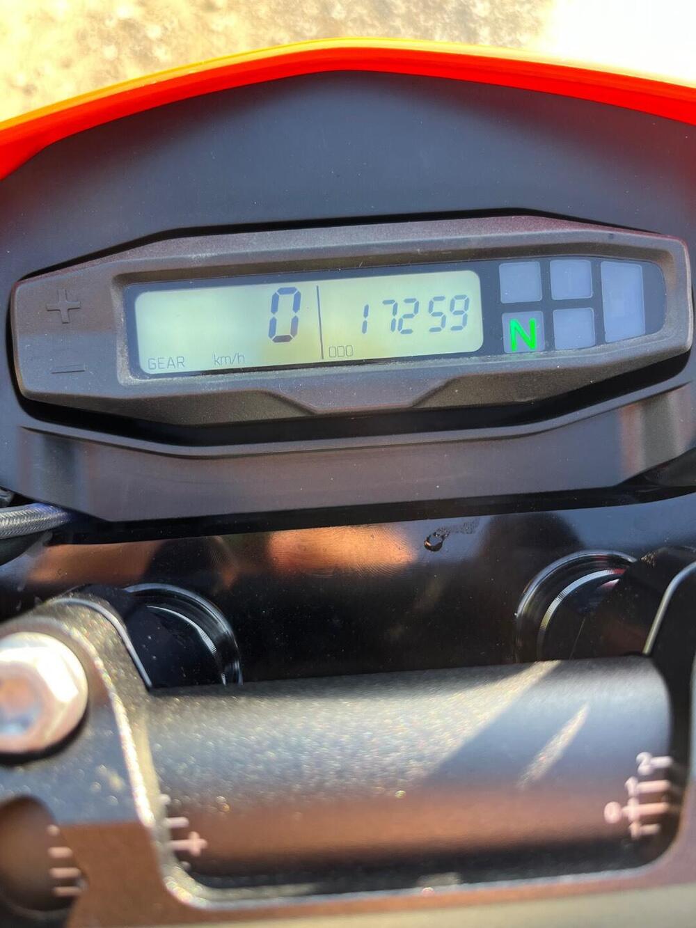 KTM 690 SMC R (2021 - 22) (6)