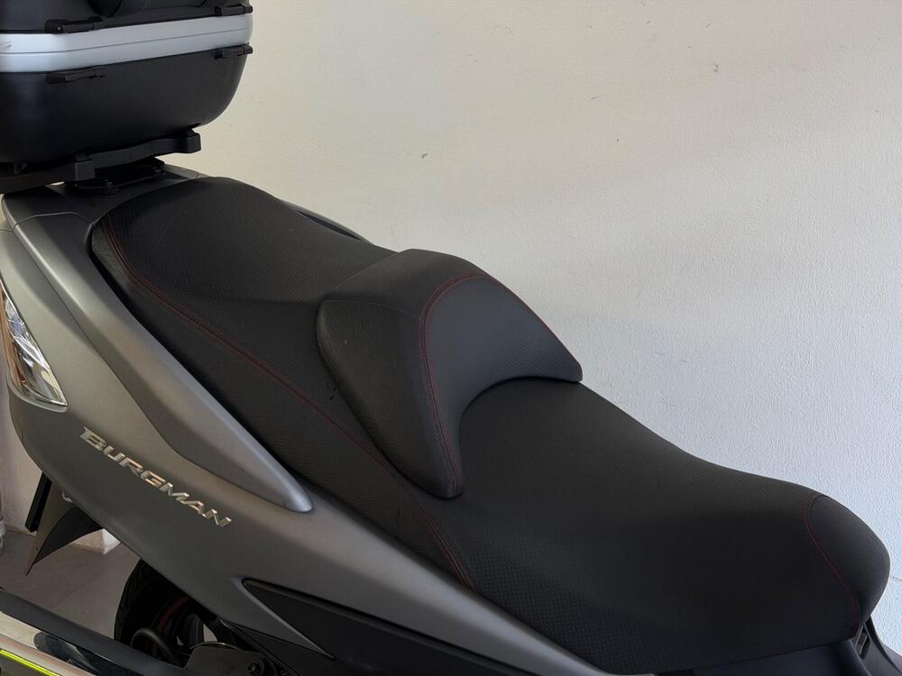 Suzuki Burgman AN 400 Lux (2012 - 16) (4)