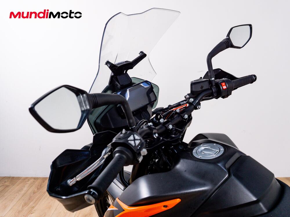 KTM 890 Adventure (2021) (11)