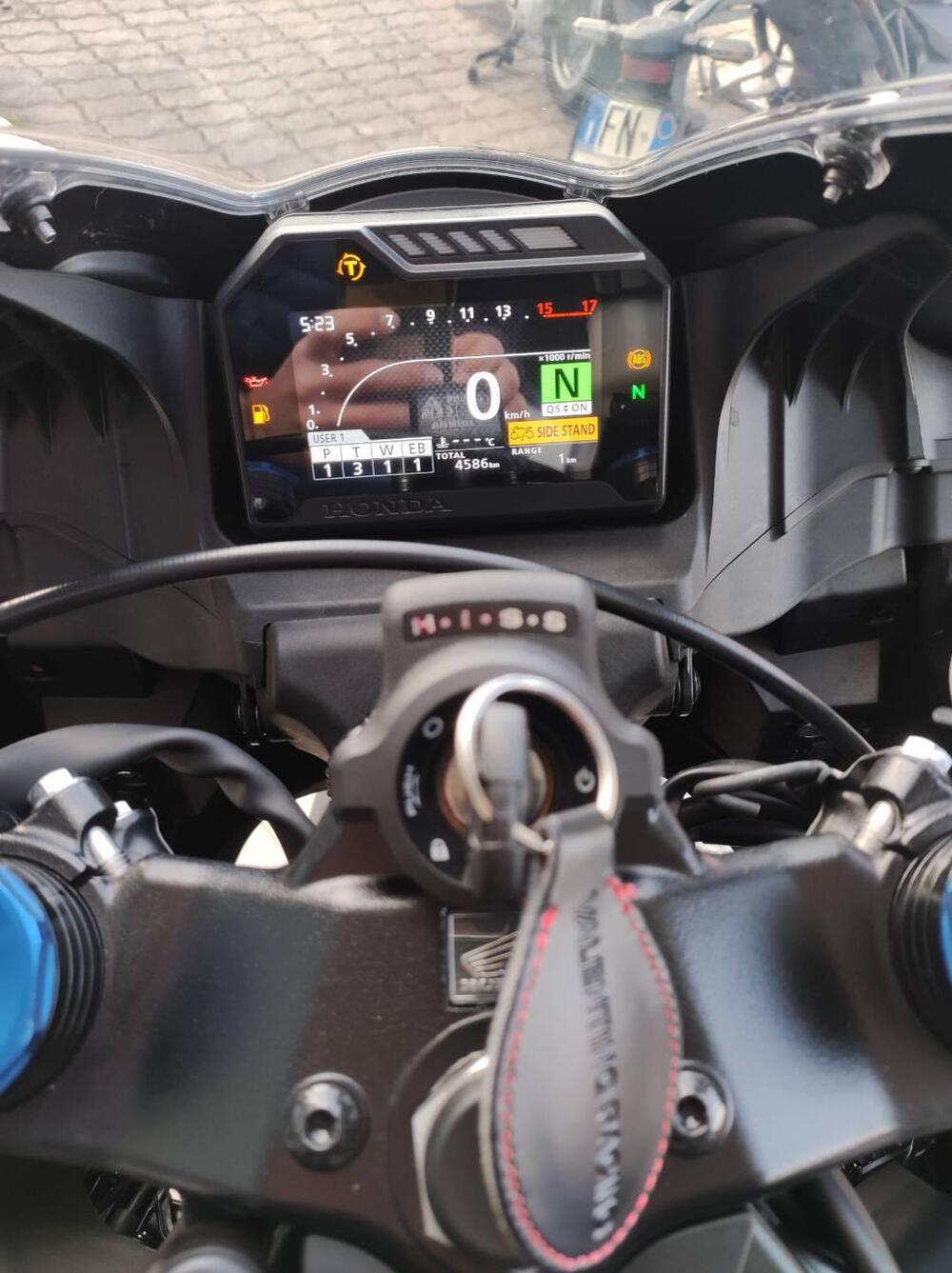 Honda CBR 600 RR (2024 - 26) (8)