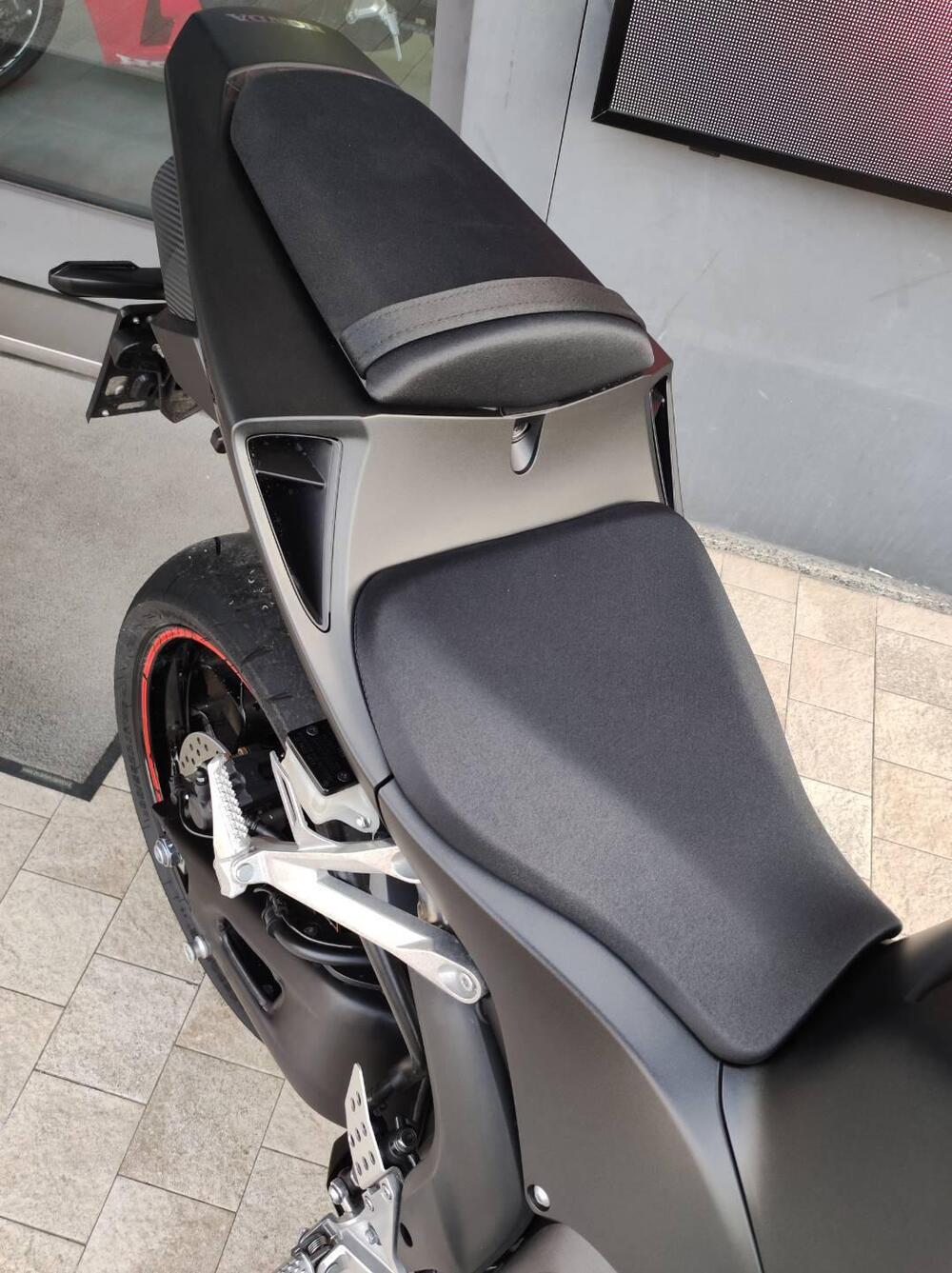 Honda CBR 600 RR (2024 - 26) (9)