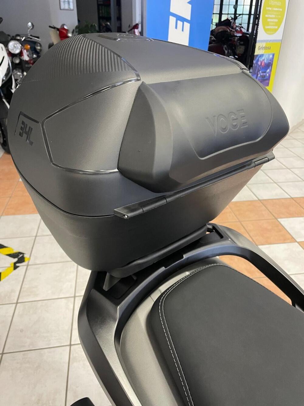 Voge Sfida SR16 200 (2025 - 26) (8)