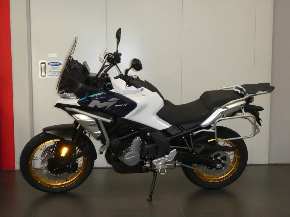 CFMOTO 700MT Adventure (2025 - 26) (6)