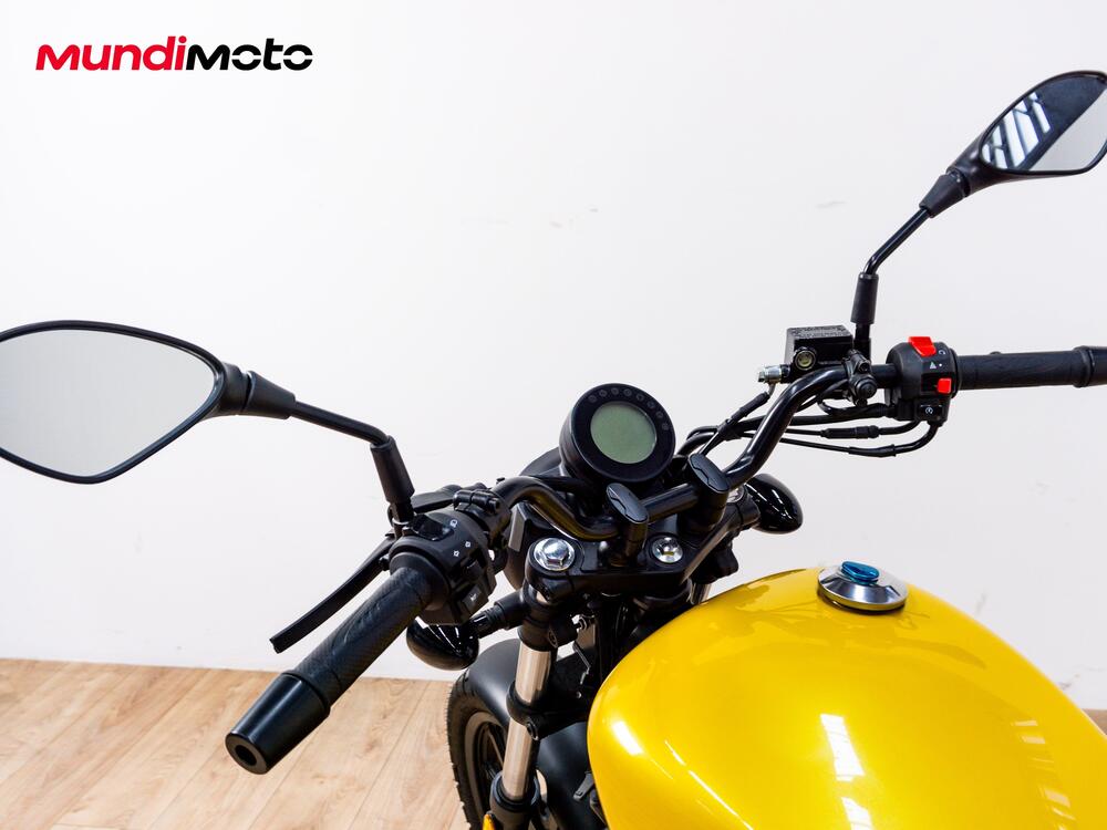 QJ Motor SRV 125 (2025 - 26) (11)