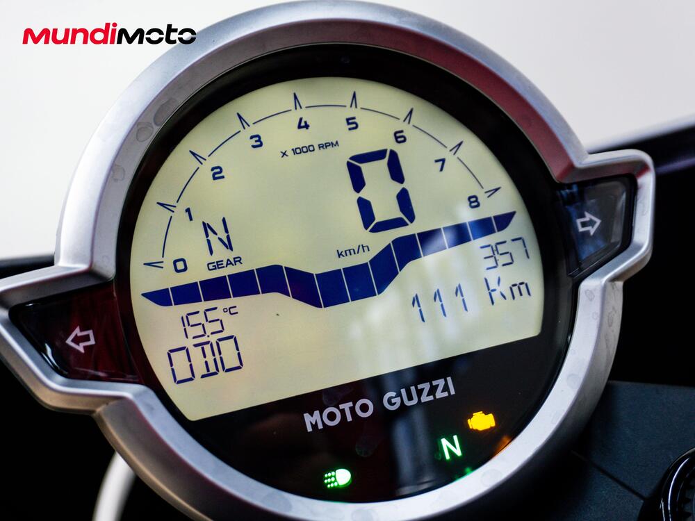 Moto Guzzi V7 Stone Corsa (2023 - 25) (12)