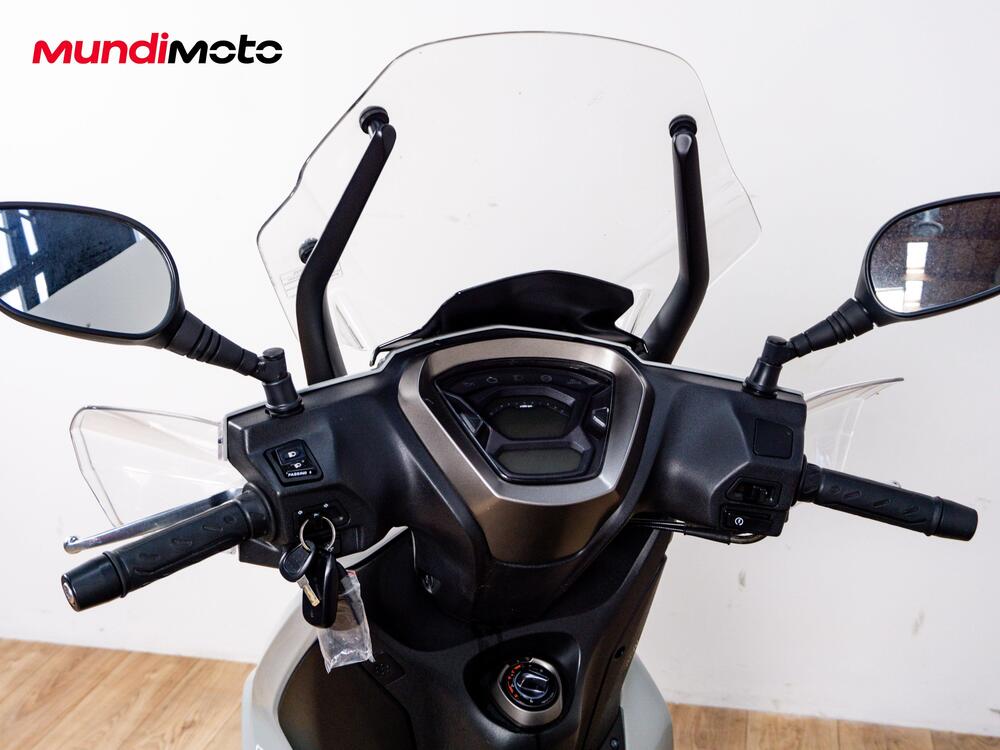 Kymco Agility 300i (2020) (11)