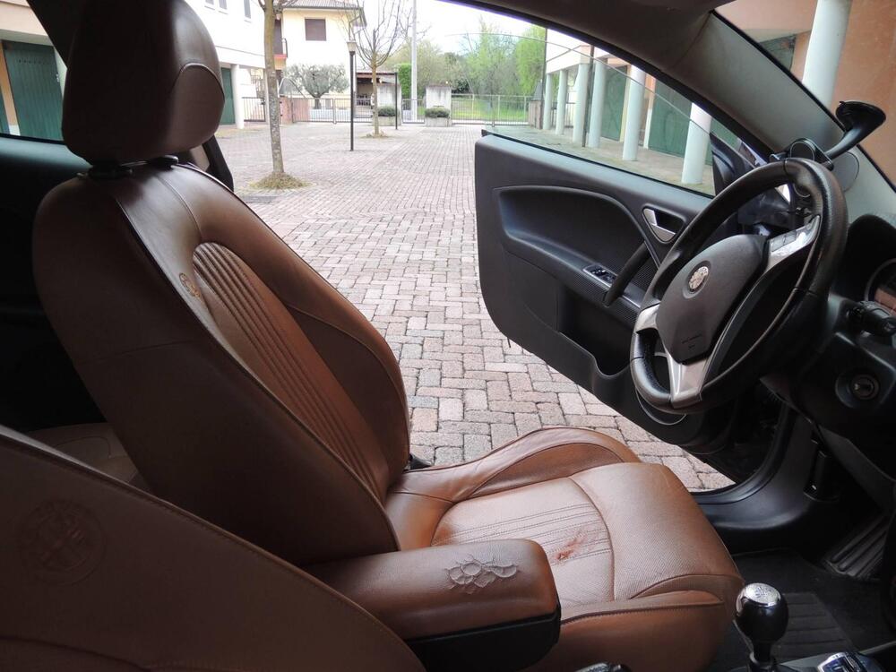 Alfa Romeo MiTo usata a Vicenza (13)