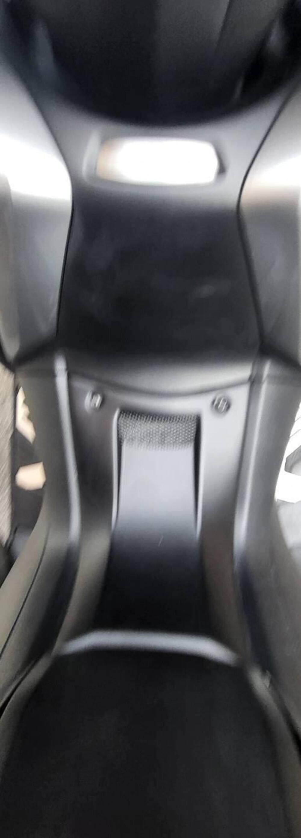 Yamaha T-Max 530 DX (2017 - 19) (4)