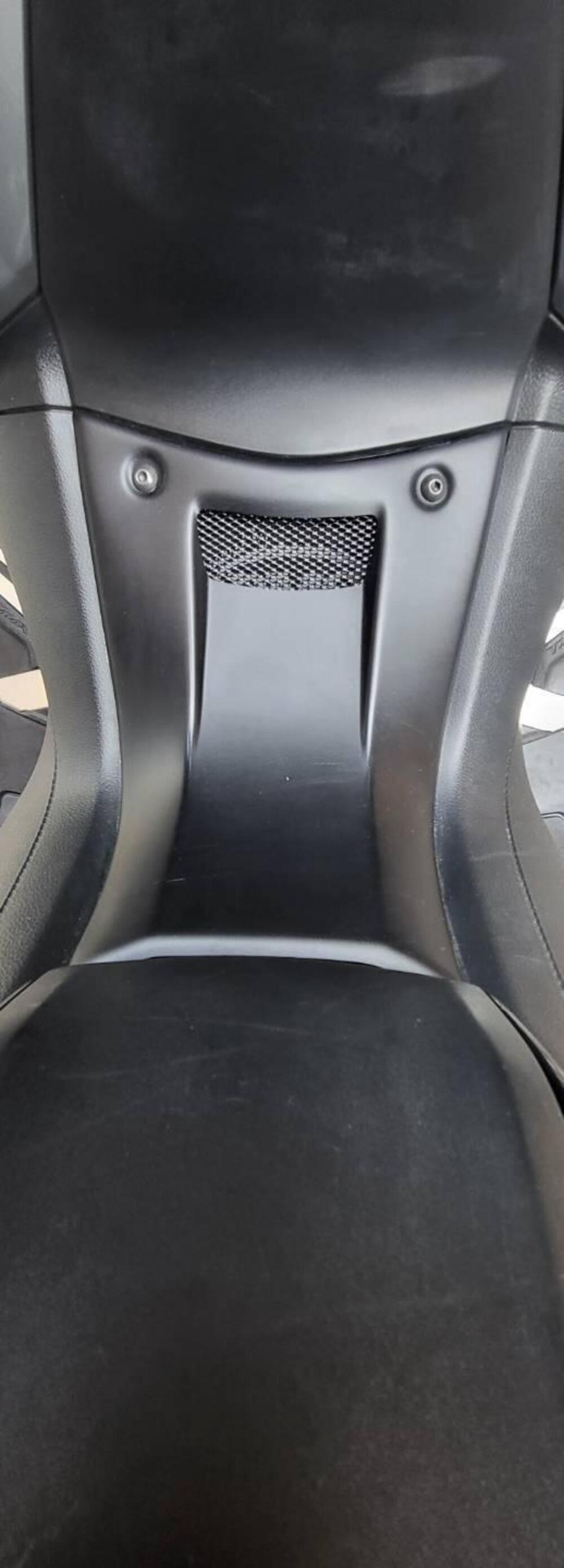 Yamaha T-Max 530 DX (2017 - 19) (5)