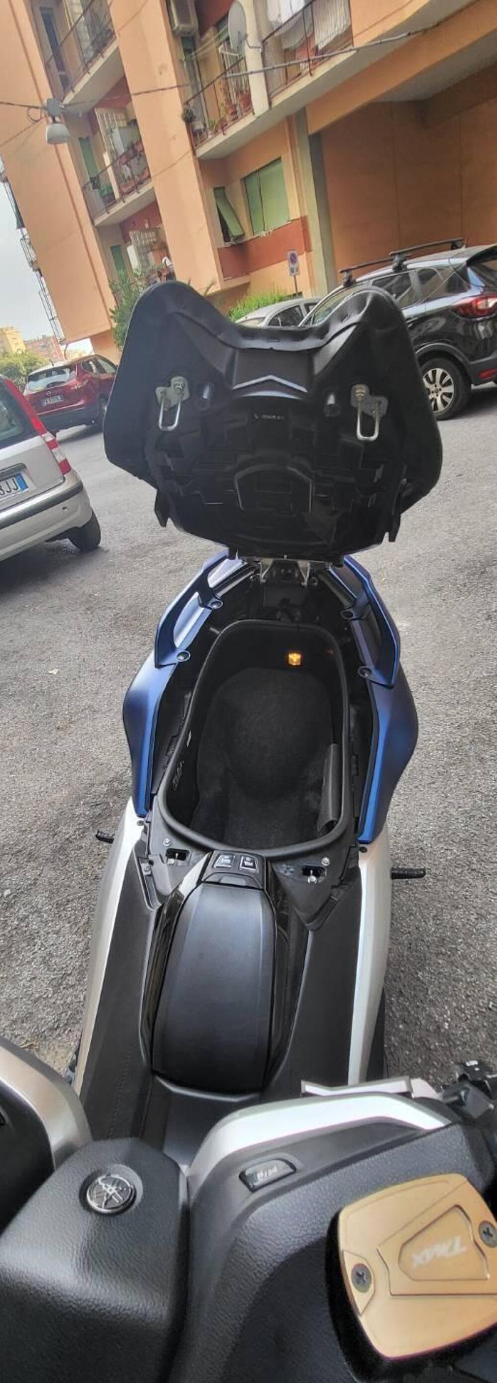 Yamaha T-Max 530 DX (2017 - 19) (15)
