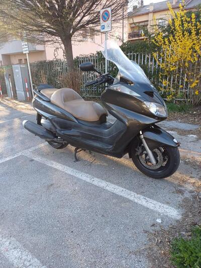 Yamaha Majesty 400 (2004 - 08) usata
