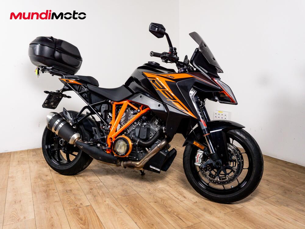 KTM 1290 Super Duke GT (2022 - 25) (2)