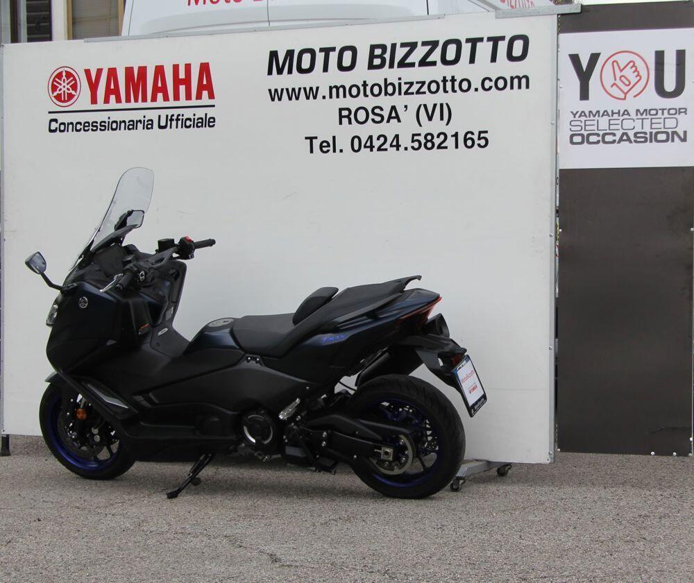 Yamaha T-Max 560 (2022 - 24) (4)