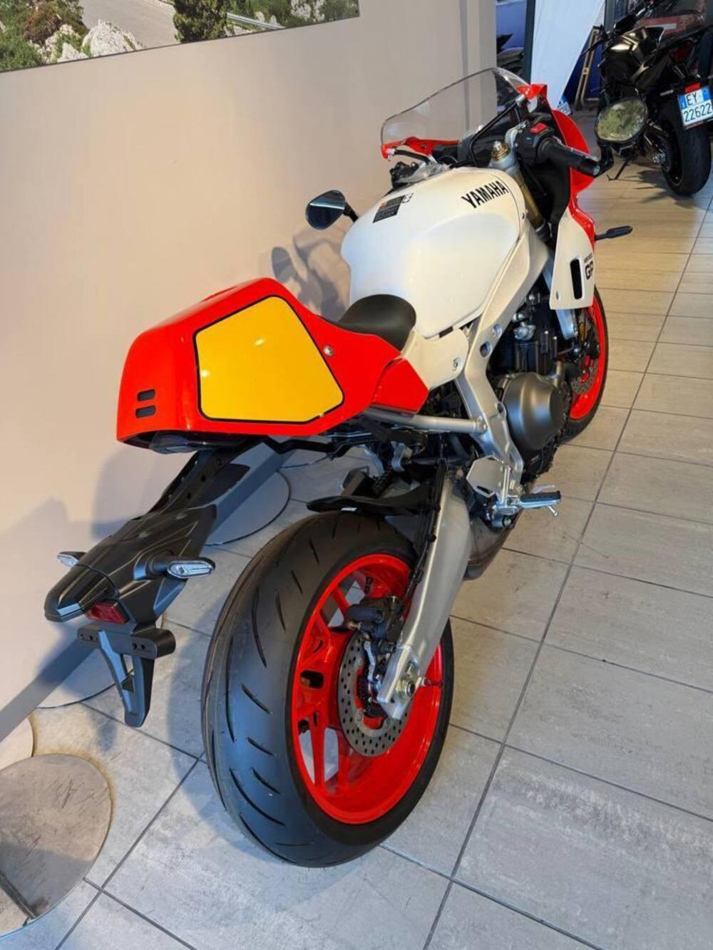 Yamaha XSR 900 (2022 - 24) (4)