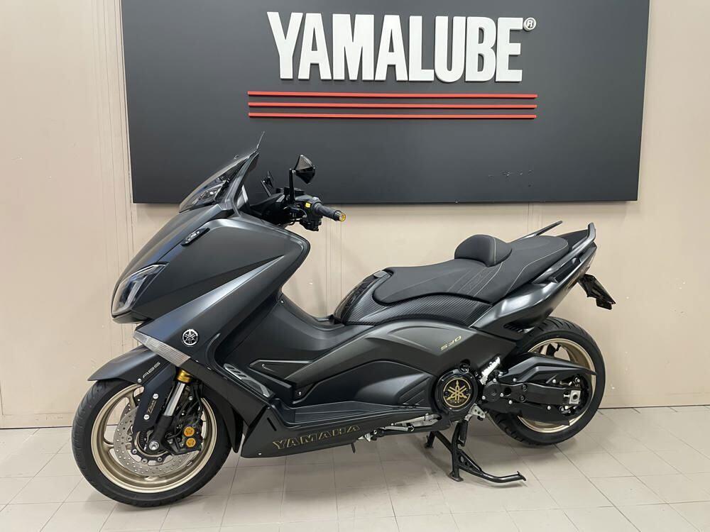 Yamaha T-Max 530 Iron Max ABS (2014 - 17) (3)