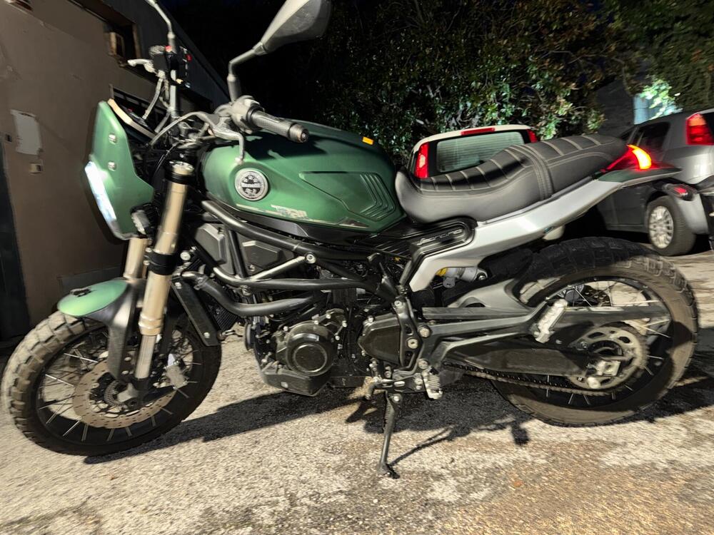Benelli Leoncino 800 Trail (2022 - 26)