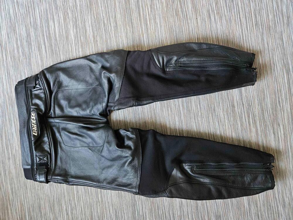 Pantaloni in pelle Dainese (2)