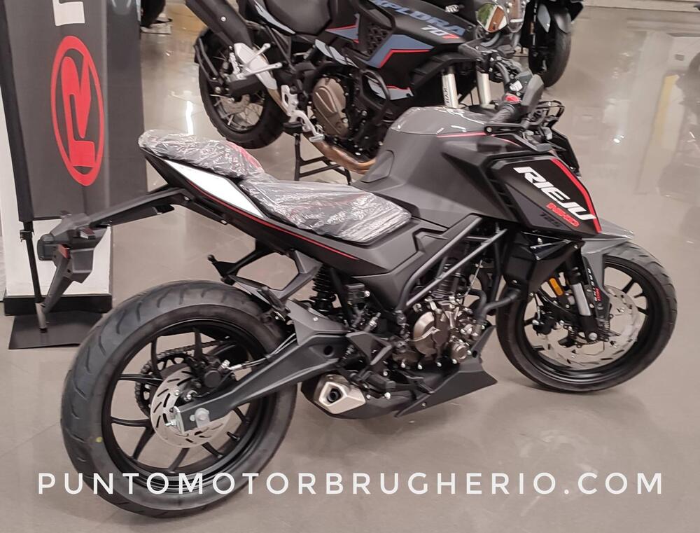 Rieju NKD 125ie R (2025 - 26) (3)