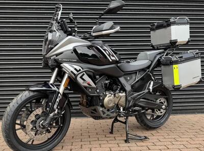 QJ Motor SRT 600 SX (2024 - 26) nuova