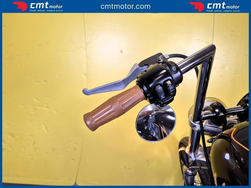 Harley-Davidson 1200 Custom (2004 - 06) - XL 1200C (11)