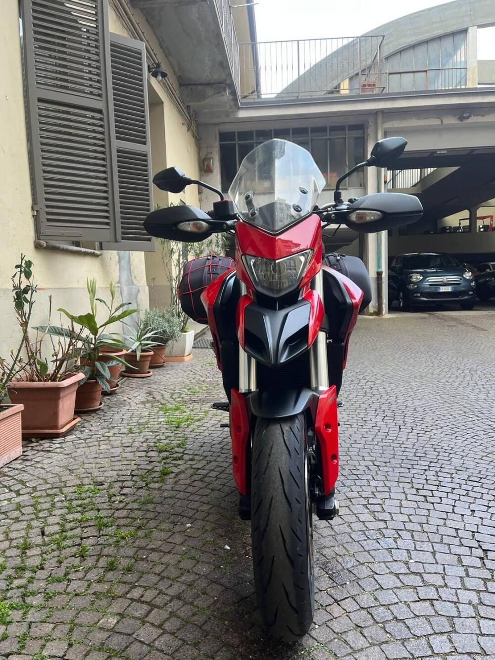 Ducati Hyperstrada 821 (2013 - 15) (4)