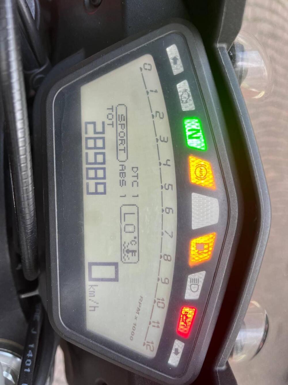 Ducati Hyperstrada 821 (2013 - 15) (7)