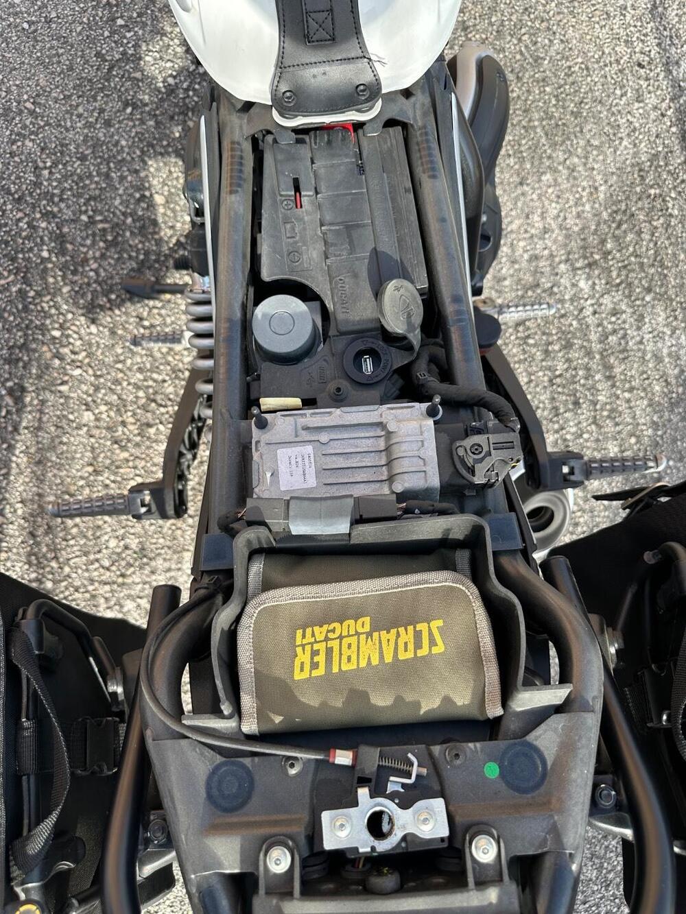 Ducati Scrambler 800 Classic (2017 - 18) (9)