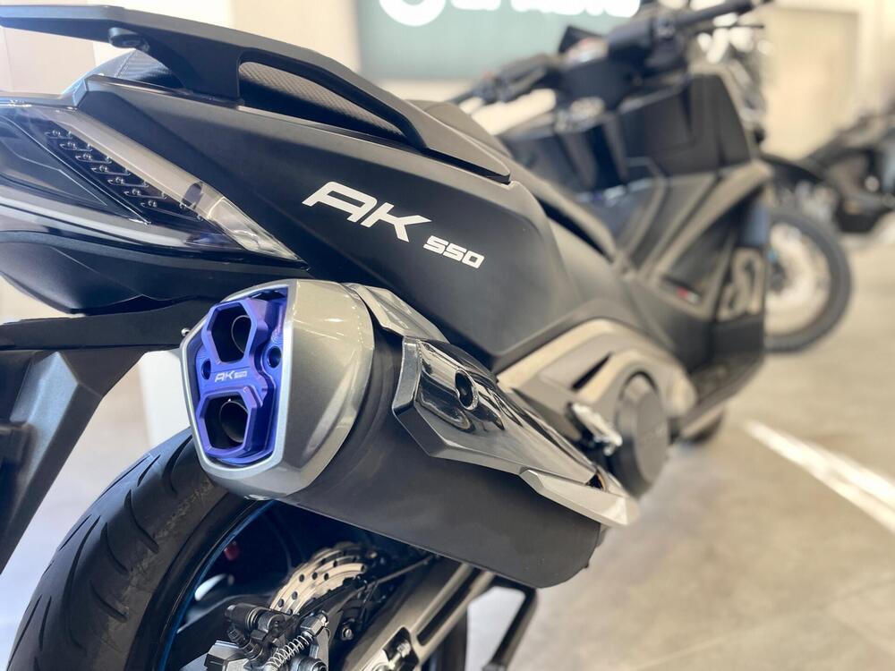 Kymco AK 550 ETS (2021 - 26) (6)
