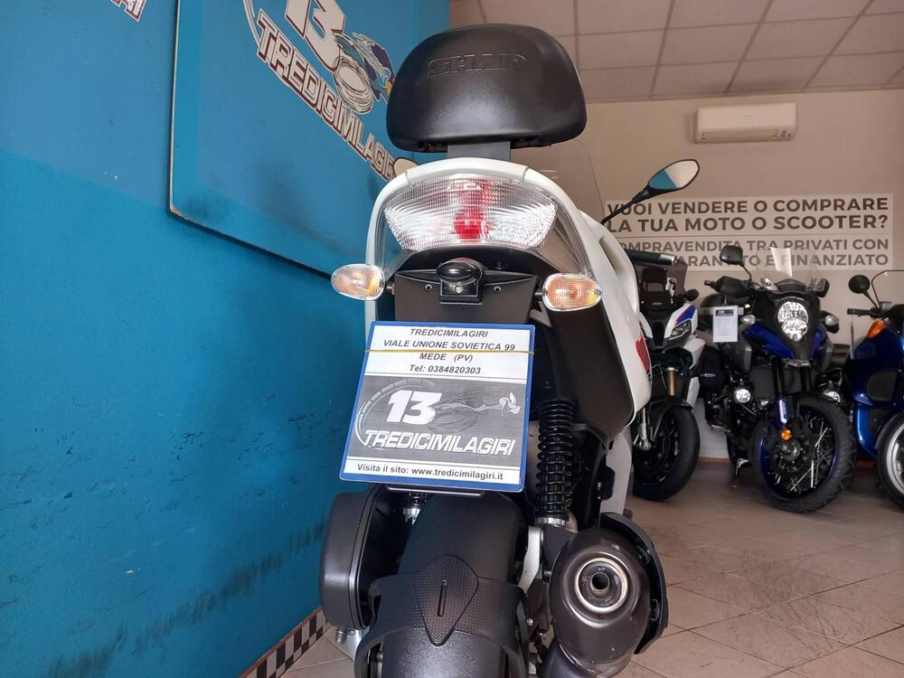 Aprilia SR Max 300 (2011 - 16) (11)