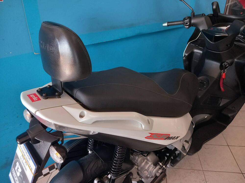 Aprilia SR Max 300 (2011 - 16) (14)