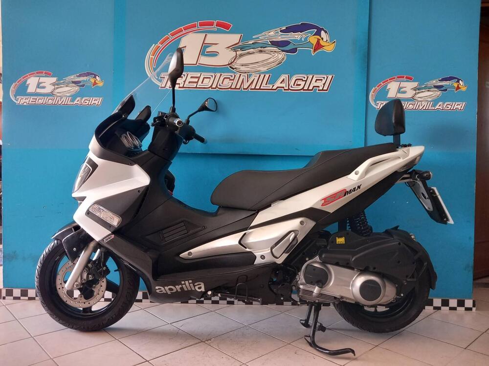 Aprilia SR Max 300 (2011 - 16) (4)