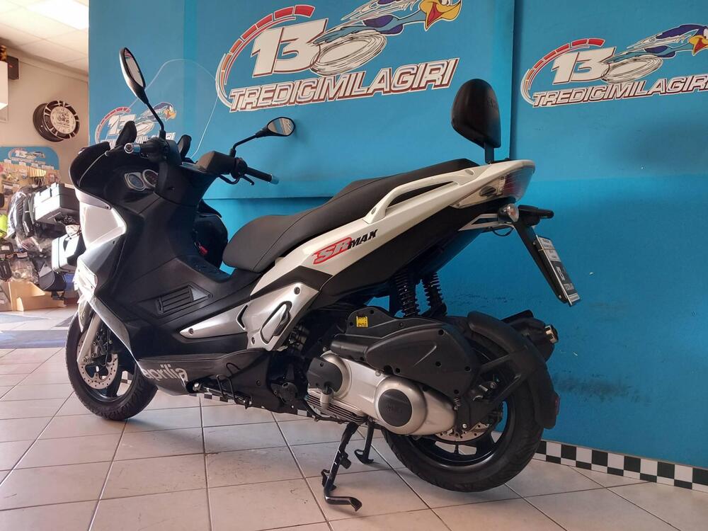 Aprilia SR Max 300 (2011 - 16) (6)