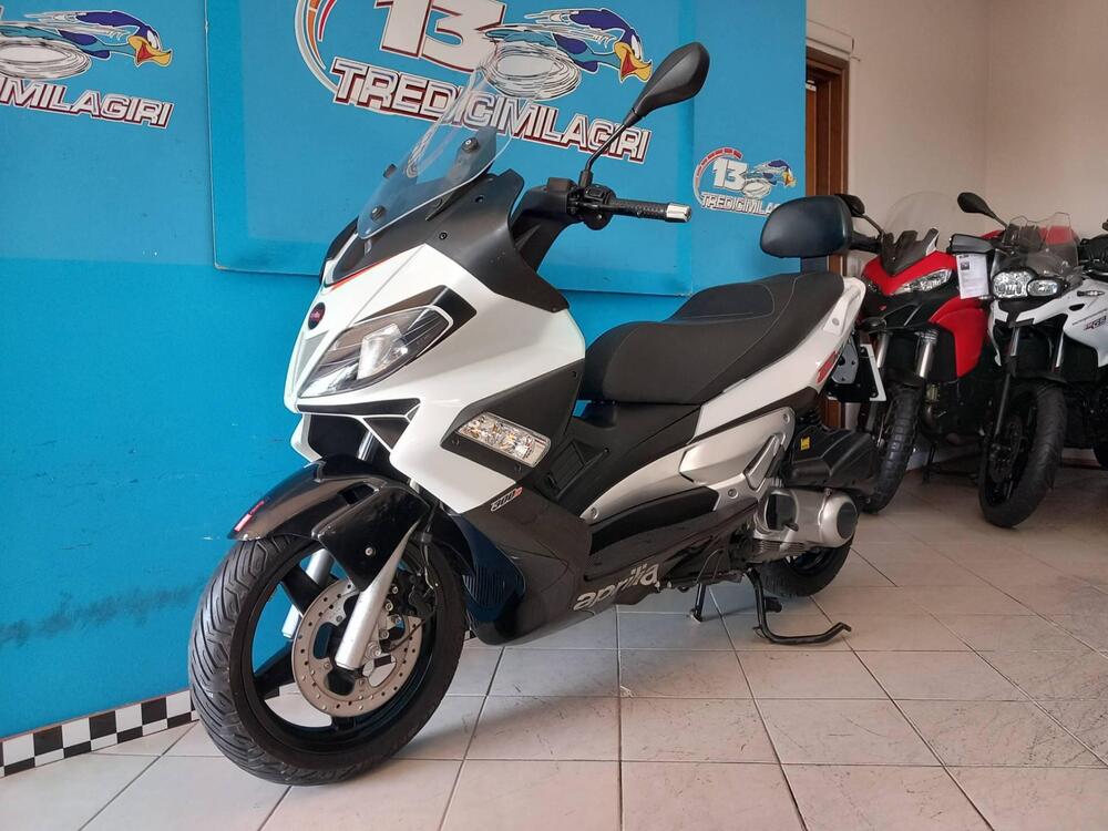 Aprilia SR Max 300 (2011 - 16) (5)