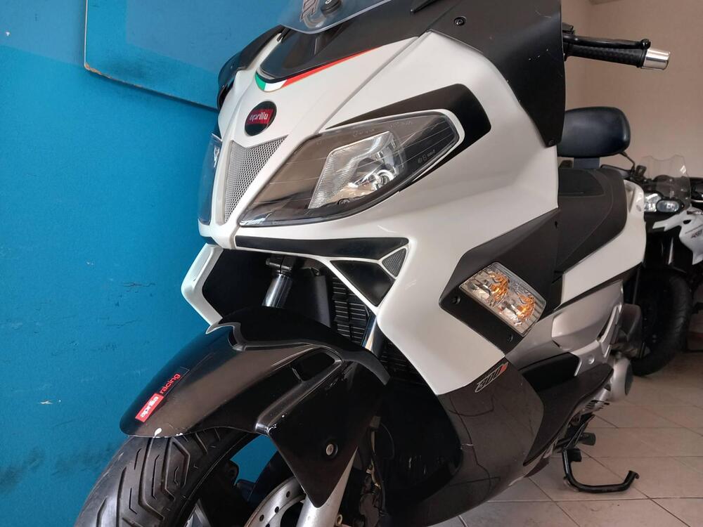 Aprilia SR Max 300 (2011 - 16) (8)