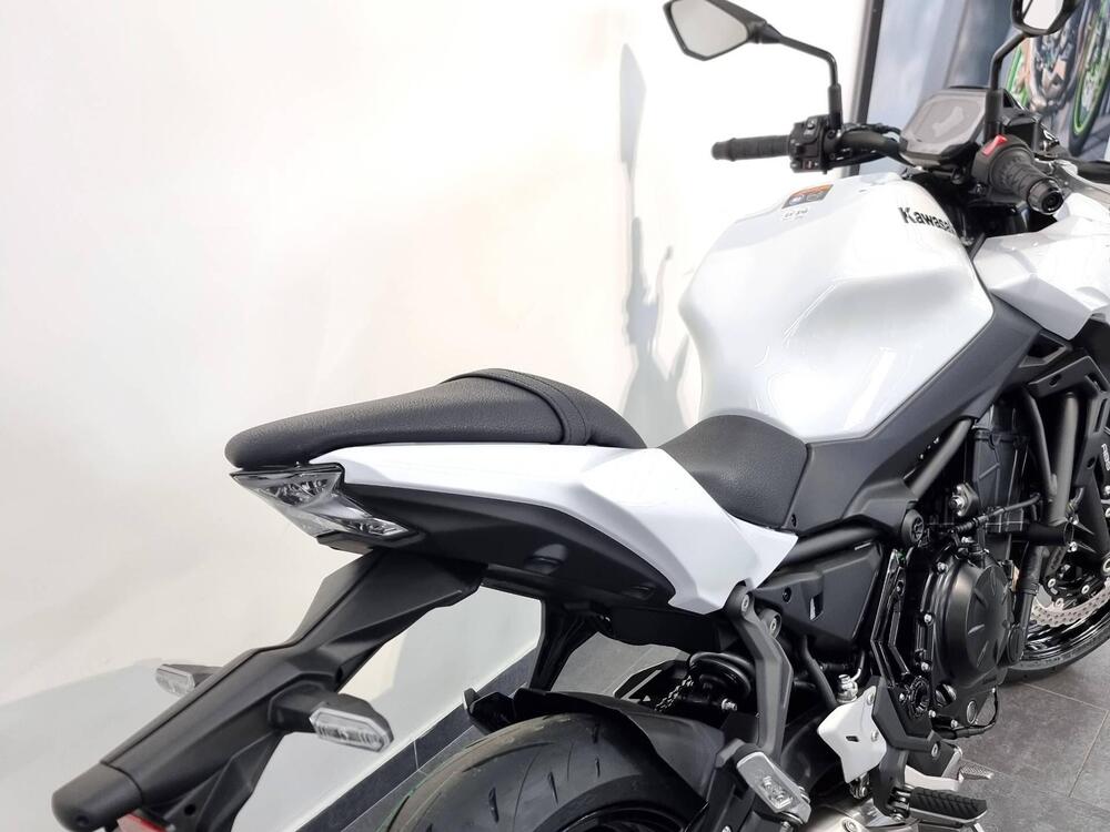 Kawasaki Z 650 (2025 - 26) (3)