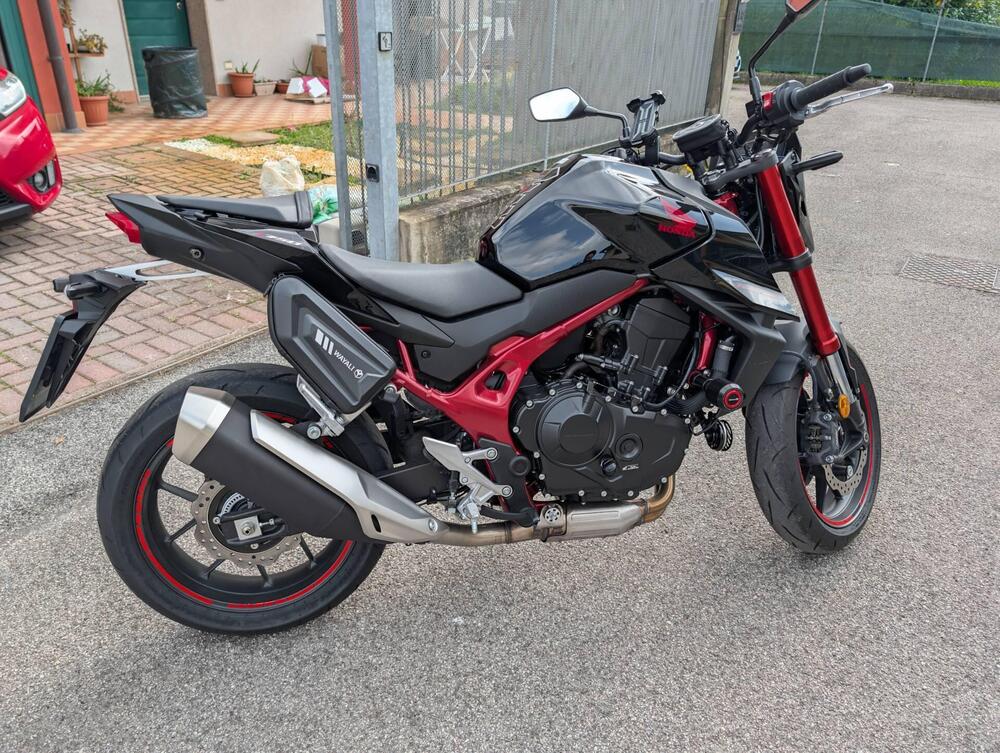 Honda CB 750 Hornet (2023 - 24) (4)