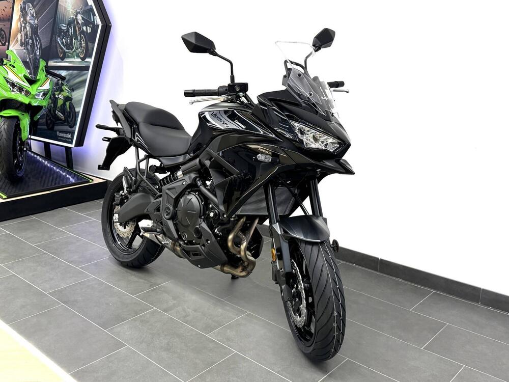 Kawasaki Versys 650 (2025 - 26) (10)