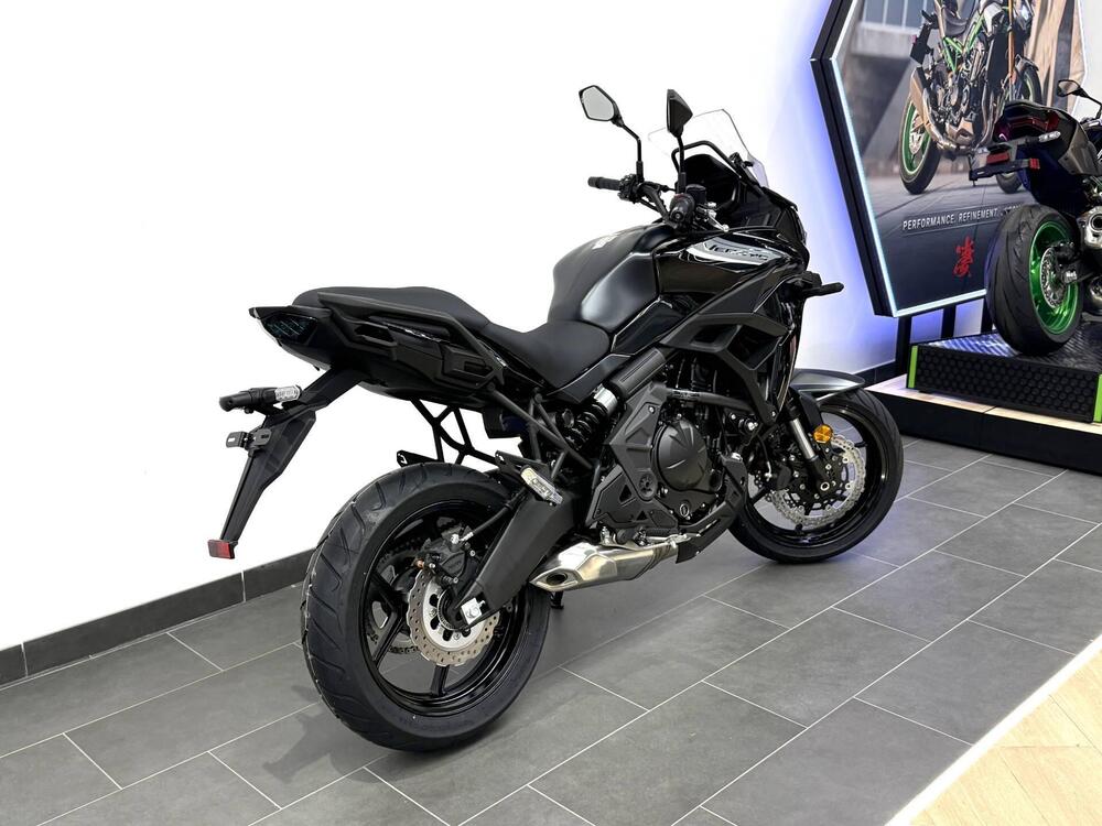 Kawasaki Versys 650 (2025 - 26) (11)