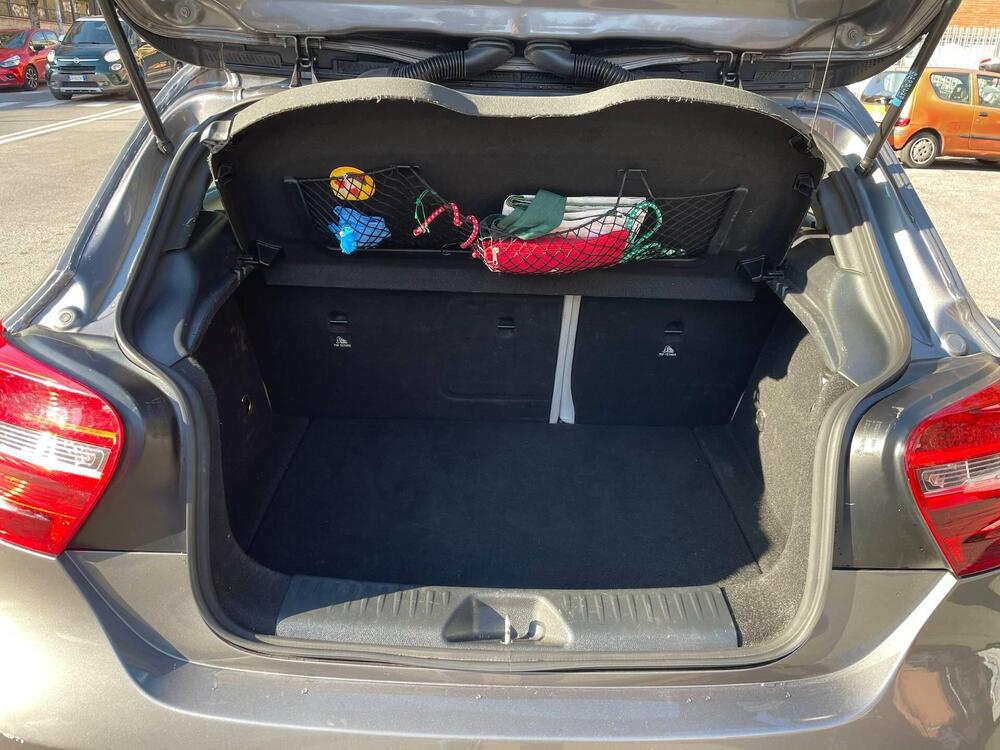 Mercedes-Benz Classe A usata a Roma (11)