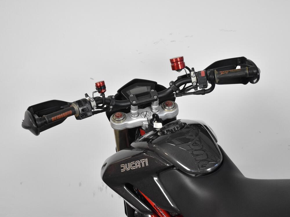 Ducati Hypermotard 1100 S (2007 - 09) (18)