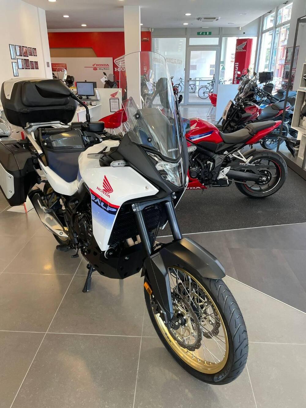 Honda Transalp XL750 (2023 - 24) (2)