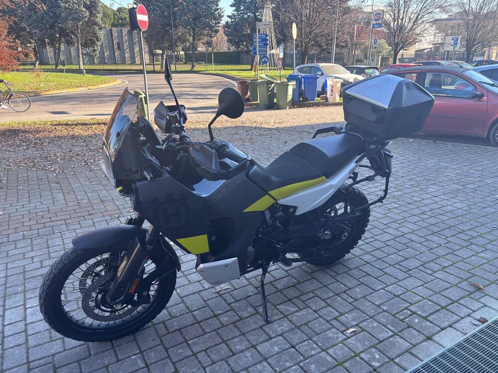 Husqvarna Norden 901 (2022 - 26) (2)