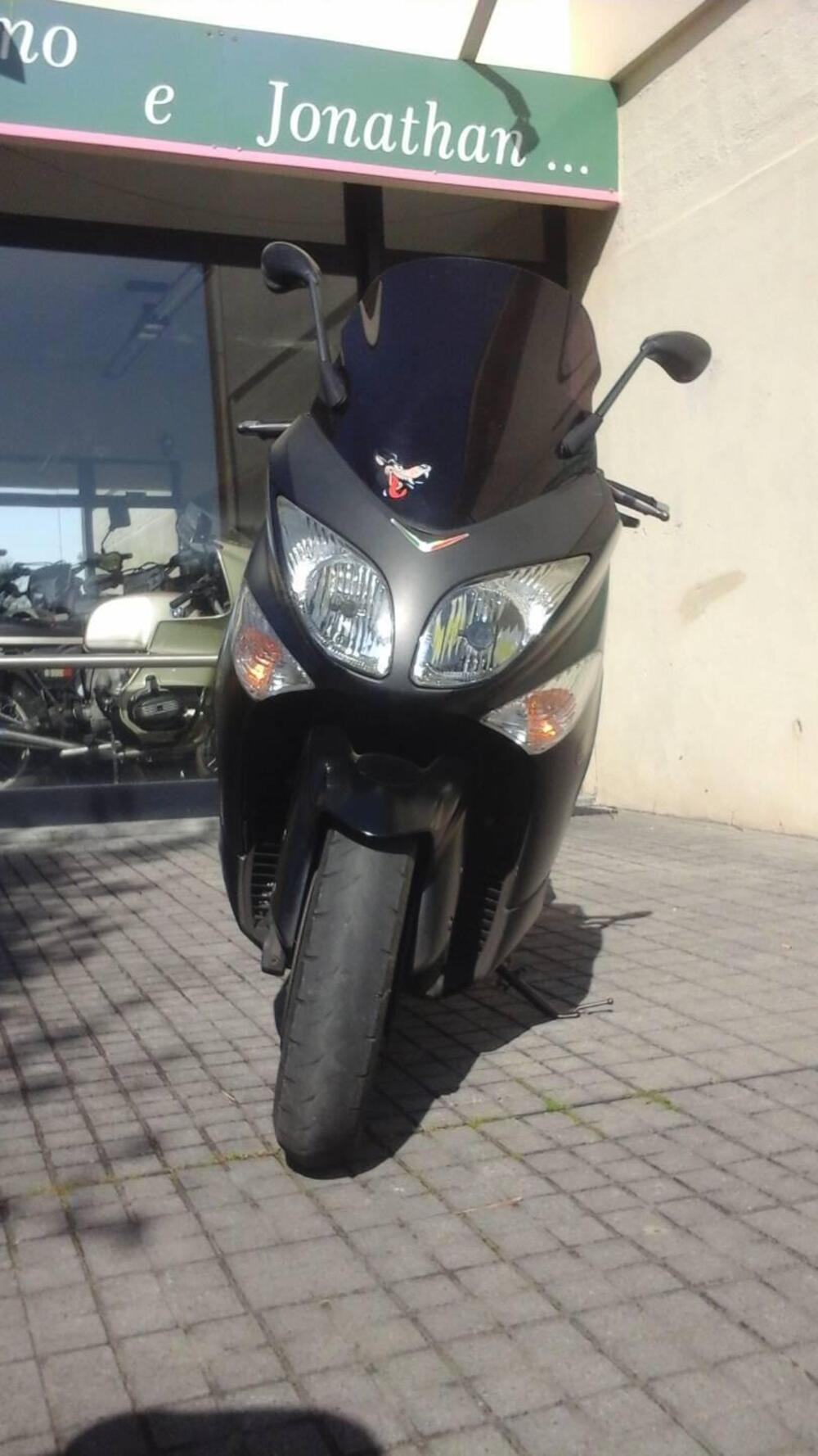 Yamaha T-Max 500 (2008 - 12) (2)