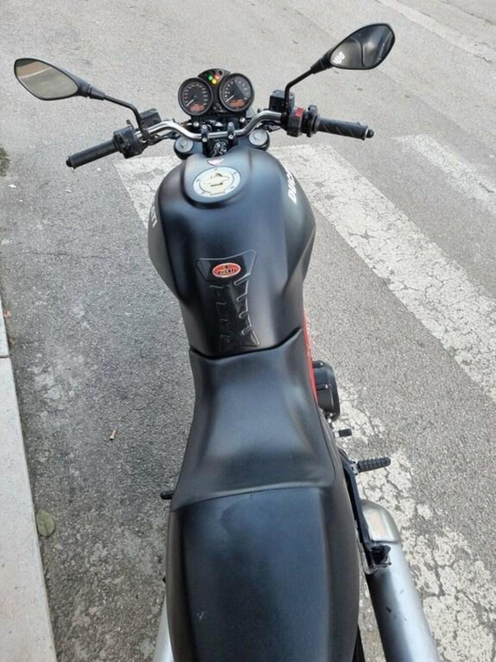 Ducati Monster 695 (2006 - 08) (10)