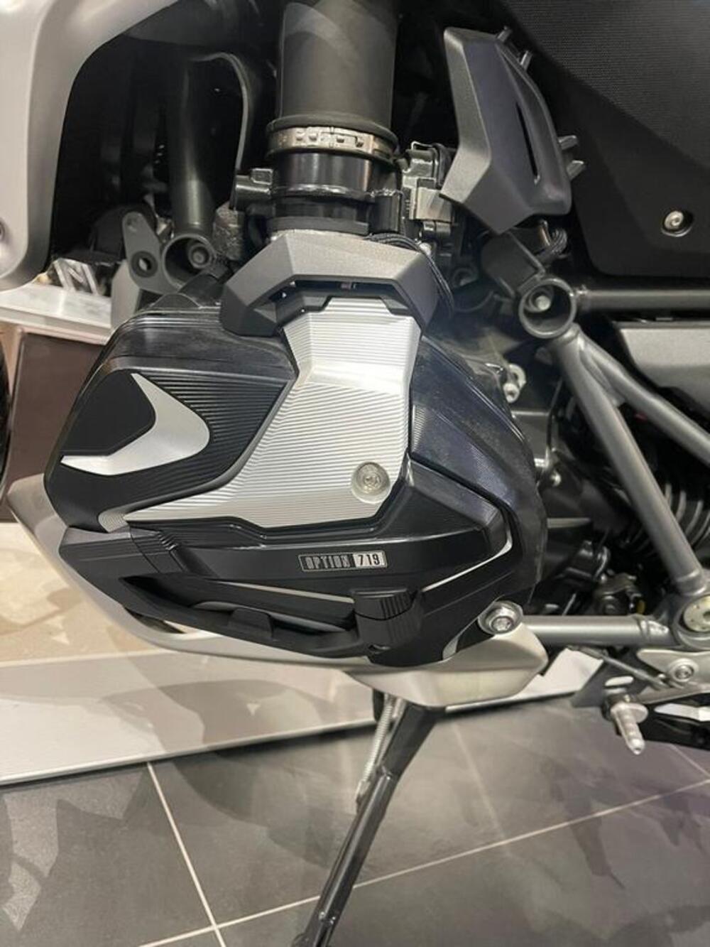 Bmw R 1250 R (2021 - 25) (11)