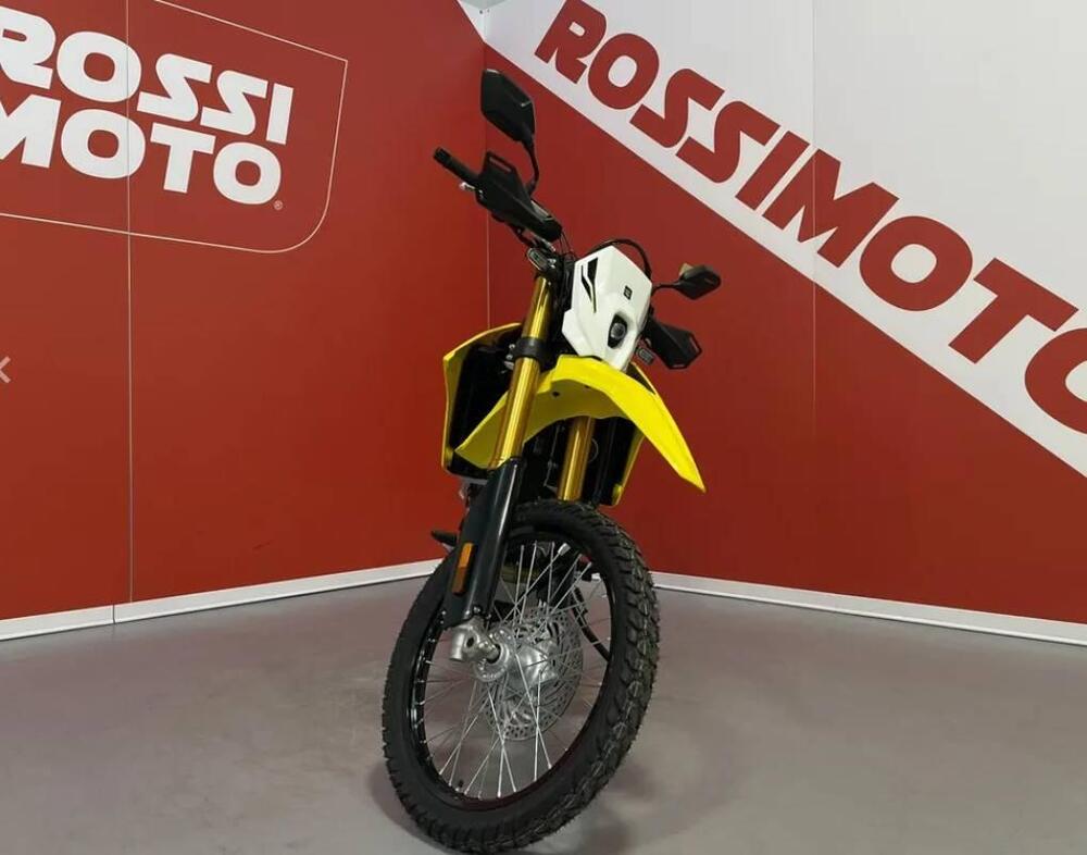 Suzuki DR-Z4S (2025 - 26) (4)